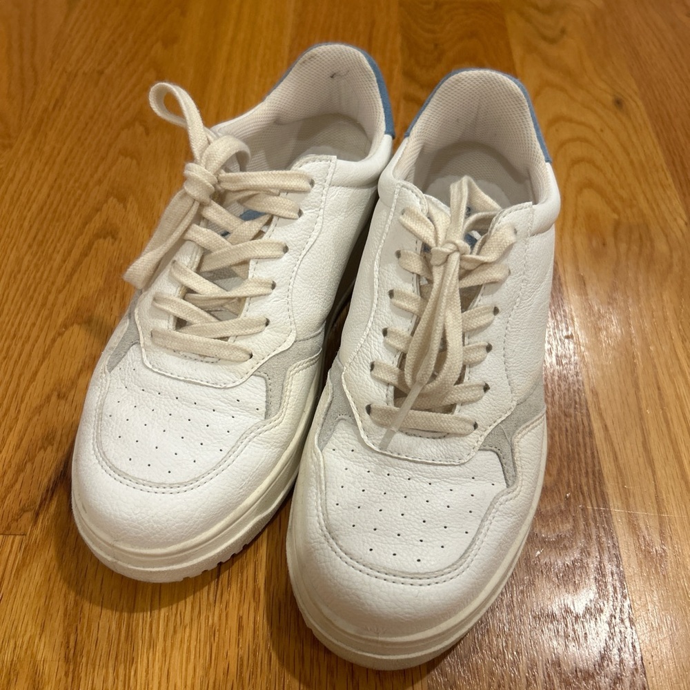 Steve Madden White Women's Sneakers